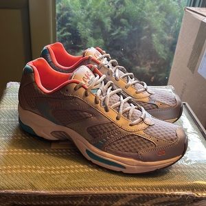 ryka intent xt sneakers